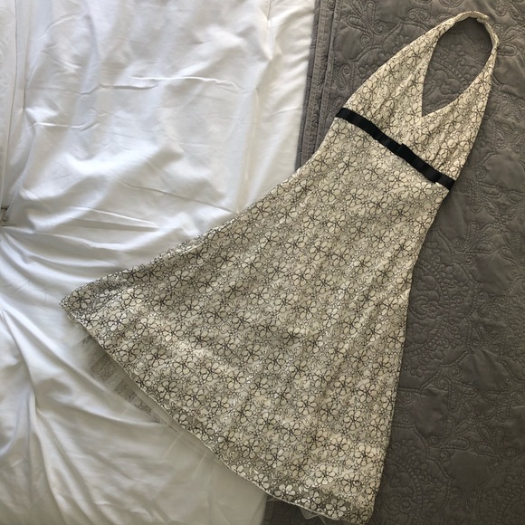 B. Darlin Dress - Size 9/10 Juniors - Picture 2 of 4